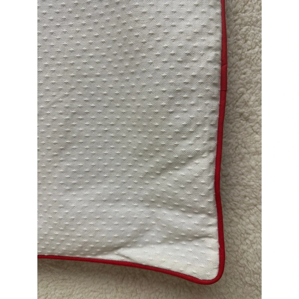 Mystic Valley‎ Traders Pillow Shams Navy White Red Buttons Quilted Set of 2
